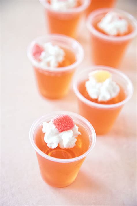 Peachy Keen Jelly Shots - Sweet ReciPEAs