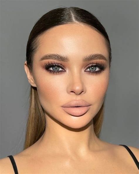 Makeup | Glowing makeup, Evening makeup, Artistry makeup