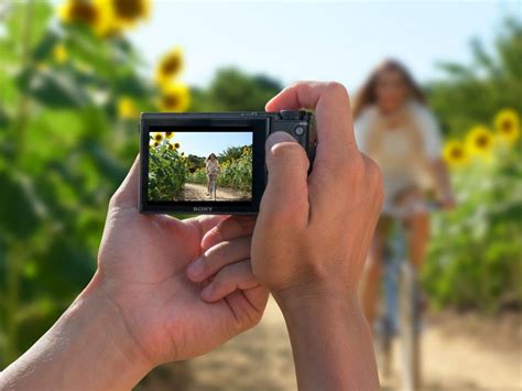 Какой лучше купить недорогой, но хороший фотоаппарат
