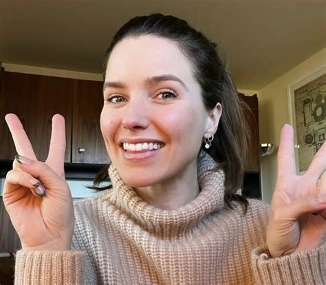 Sophia Bush Pets - Celebrity Pets