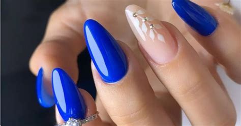 Unha Em Gel Azul Royal - Unhas em Gel Azul: Beleza, Estilo e Dicas para um Visual Perfeito