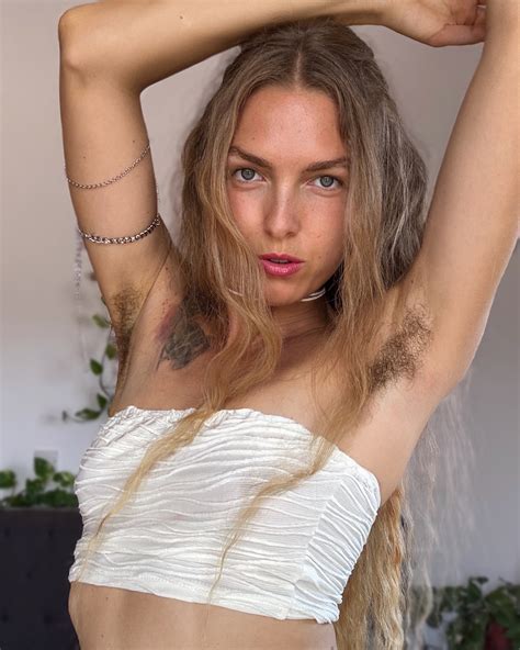 Amelie Lei | Ab Montag tausche ich 30 gegen 20 Grad 🥶 Es geht für eine