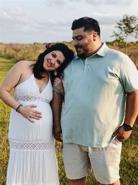 Pin by Amy Rodriguez on Scarlett Grace | Couple photos, Couples, Photo