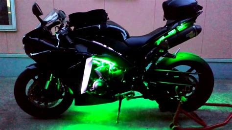 '12 YZF-R1 をLEDテープで光らせてみました。 バイク - YouTube