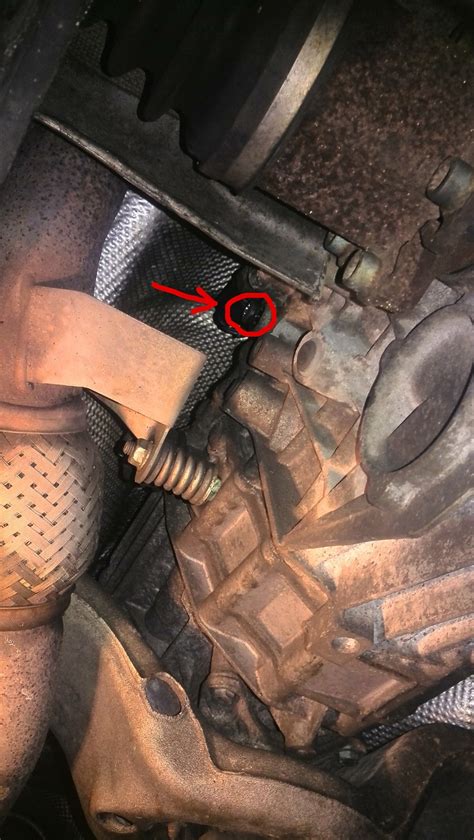 Заливная пробка МКПП. Где? — Audi A4 Avant (B7), 2 л, 2005 года ...