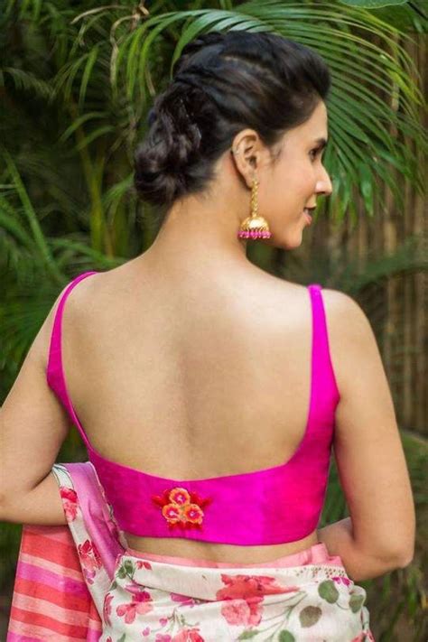 25+ Attractive Trending Banarasi Saree Blouse Design For Women Trending ...