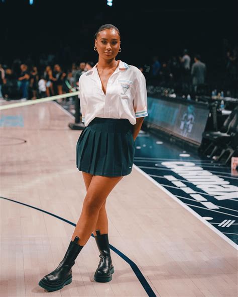 Kayla Nicole Biography: Age, Career, Net Worth, Boyfriend, Parents