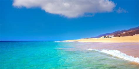 Top 5 Nude-Friendly Beaches in the Canaries | Ferryhopper