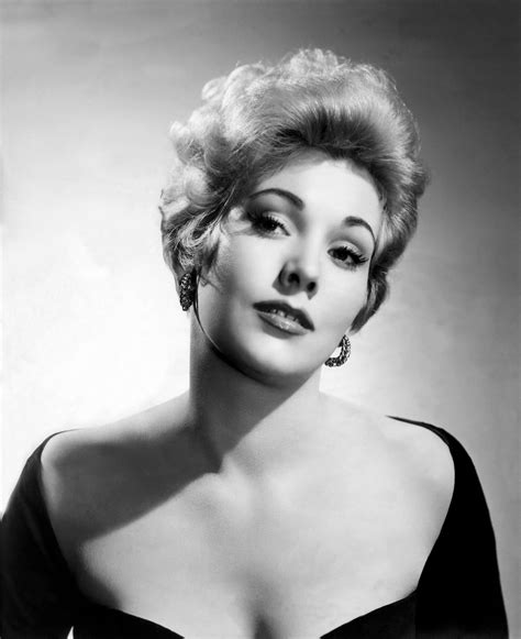 150 idées de Kim Novak | actrice, célébrités, hollywood classique