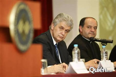 Alfredo Elías Ayub 9