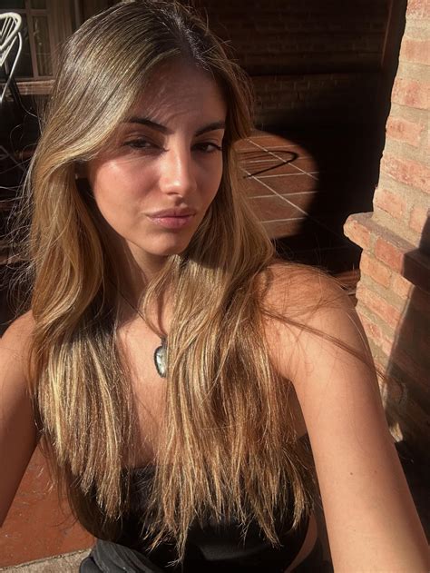 Delfina (@delfidince) • Instagram photos and videos