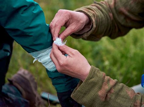 How Is a Gunshot Wound Treated?