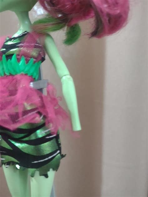 Monster High Zombie shake Venus, Hobbies & Toys, Toys & Games on Carousell