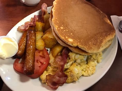 Food Chuck Ate — Grand slam breakfast Foodspotting at Paddington’s...