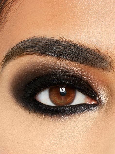 inspirasi  gaya eyeliner  variasi makeup sehari hari