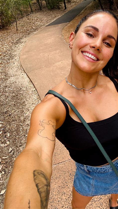 Natalie Maree | When her game is stronger than mine 💁🏽‍♀️ 💖 #instamum #