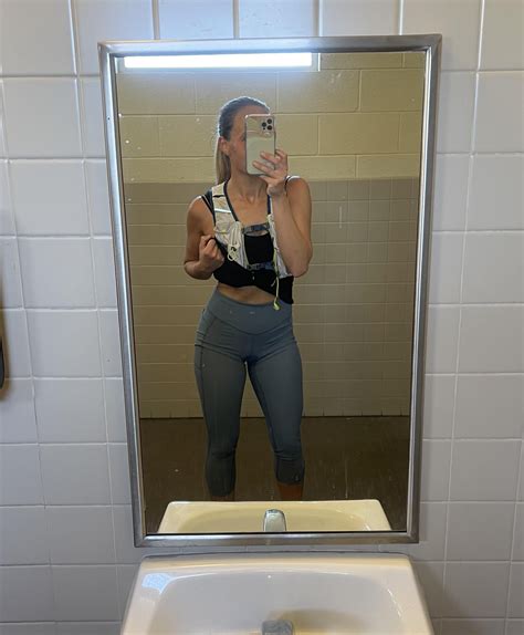 12 mile run got me like : r/SweatyGirls