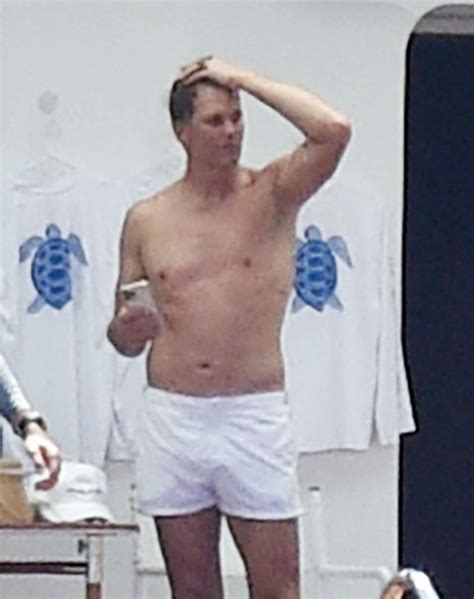 tom brady naked photos 3