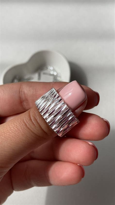 Кольцо из витого стекляруса in 2024 | Beading jewelery, Handmade ...