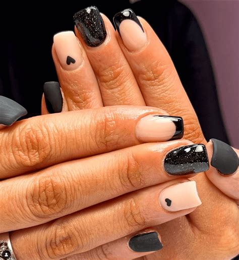 50 Black Glitter Nails Ideas to Add Glam to Your Look