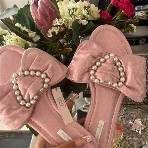 victorias secret shoes bran   sandals poshmark