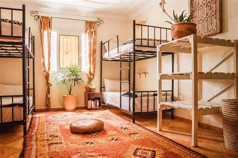 hostels  tamraght  solo travel