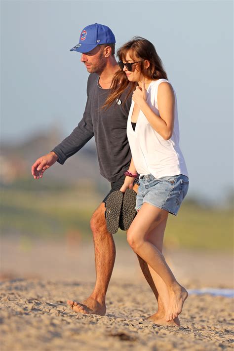 Dakota Johnson And Chris Martin Age Gap