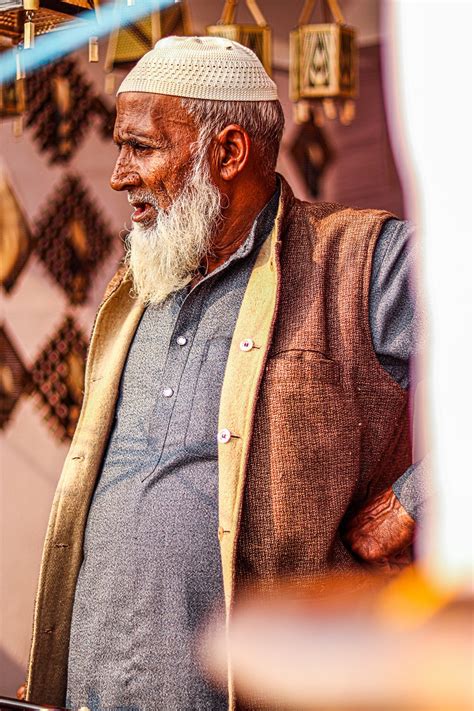 man uncle portrait  photo  pixabay