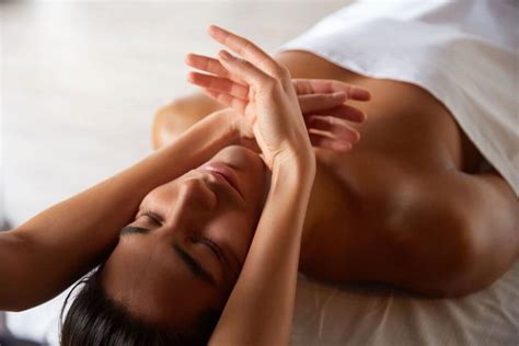 Swedish Massage in London | First Class Massage