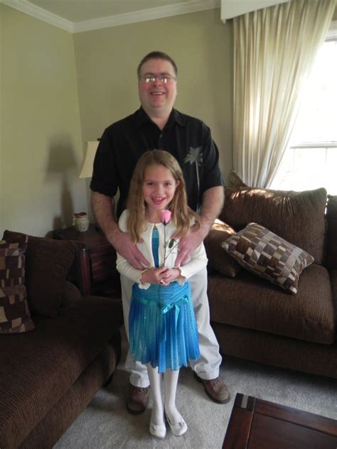 Tulabell: Girl Scouts Daddy Daughter Dance