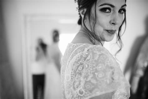 Lisa — Kate Beaumont