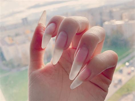 💅 : r/longnaturalnails