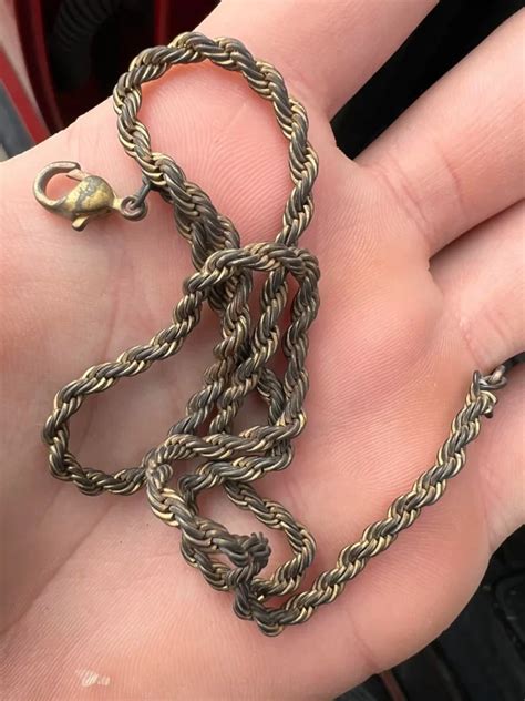 Reasons Why Gold Jewellery Discolour or Tarnish - Jewellery Blog