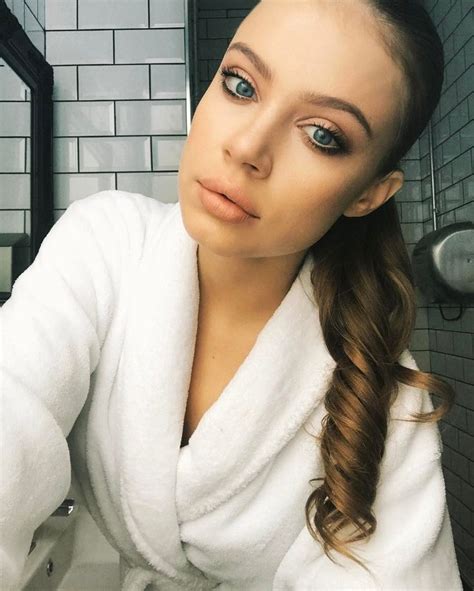 XENIA TCHOUMI | Xenia tchoumitcheva, Xenia, Fashion