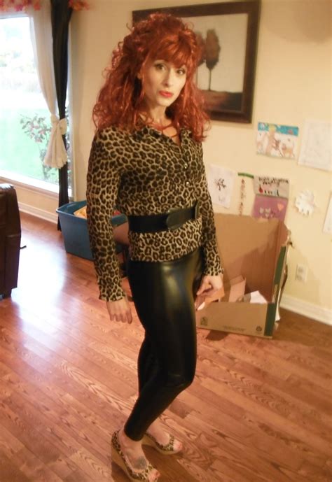 Peggy Bundy 'Married with Children' | Married with children, Peggy