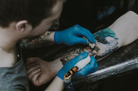 Невероятно, но сукровица – ускоряет заживление татуировки до 2 раз ...