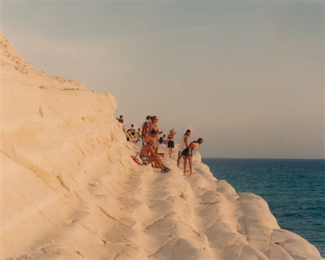 Seasonal Travel – Monos