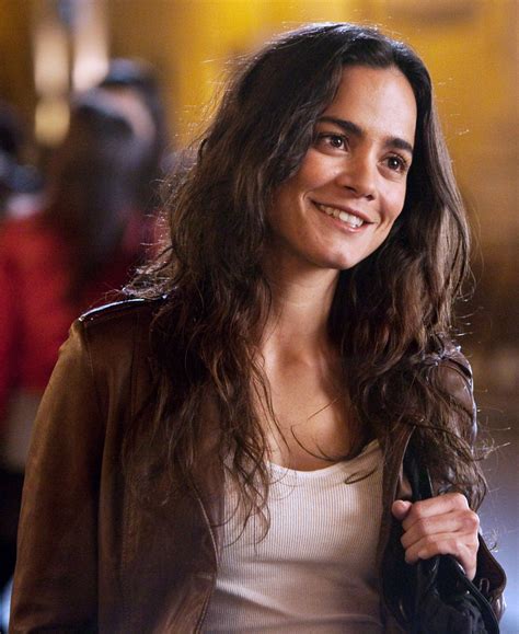 Alice Braga | Atrizes, Atriz brasileira, Beleza de mulher