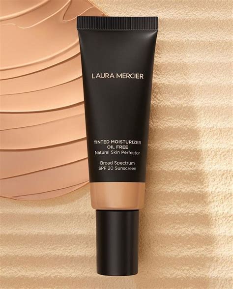 Косметика Украина on Instagram: “Новая тональная основа Laura Mercier ...