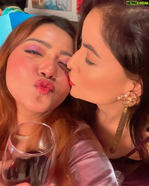 Rekha Mona Wiki, Biography, Age, Gallery, Spouse and more