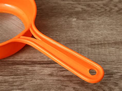 Dụng cụ lược dừa nhựa Tự Lập giá tốt tại Bách hoá XANH