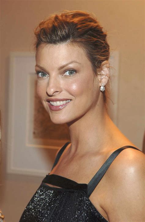 Linda Evangelista Hairstyles: Her Hair Over the Years