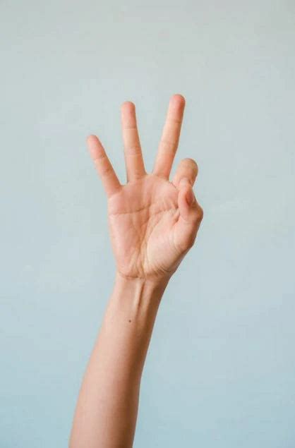 Broken Middle Finger Exercises – FitBeast