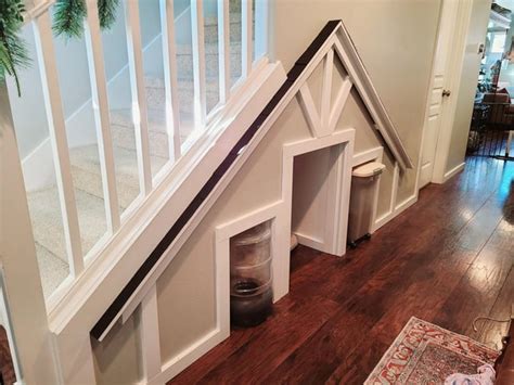 Under stairs Doghouse : r/DIY