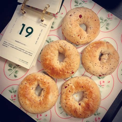 【🥯贝果家族🥯图片】蜜桃猴_下厨房