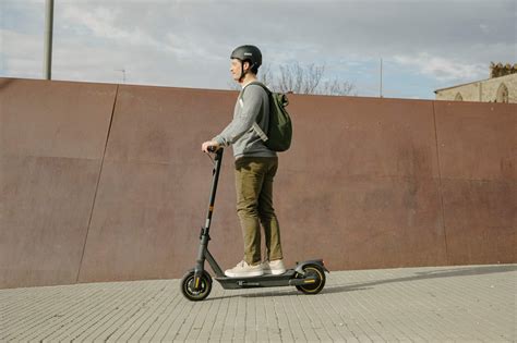 Segway Max G2 Electric Kick Scooter Foldable w/ 43 Mile Range and 22 ...