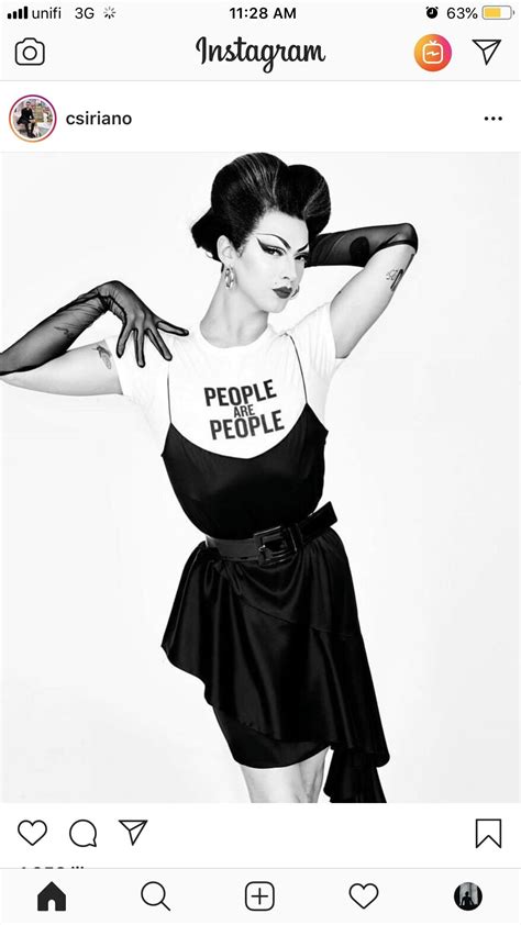 Violet Chachki X Christian Siriano looks right in monochrome : r