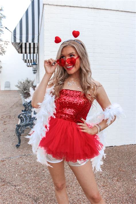 iTAN’s Halloween Costume Guide | iTAN