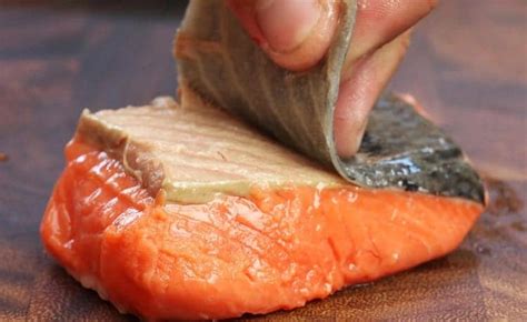 How To Skin Salmon Like A Pro | Steel Snob