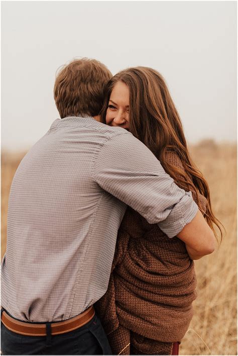 LAUREN + RILEY // FOGGY, WINTER BOISE IDAHO ENGAGEMENT SESSION — rosie nary